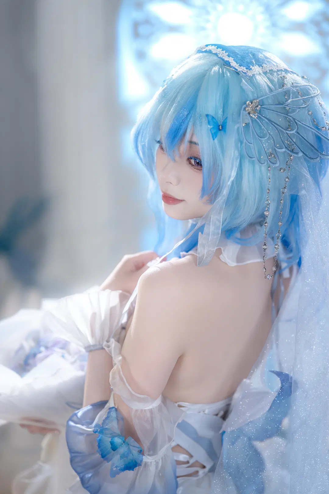 【守岸人cos】鳴潮花嫁，一夢入花間白紗落下 - hyber - 第2張
