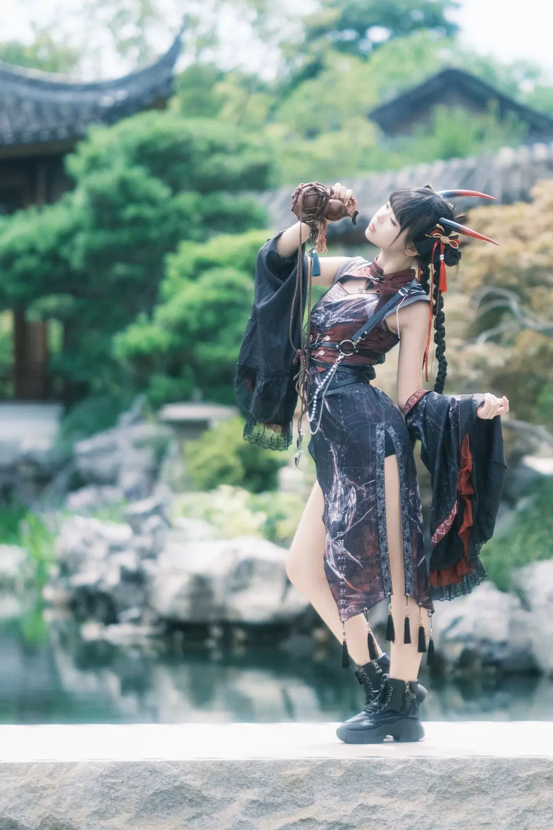 红黑机能风中华娘，中式园林里的武侠氛围感 - 皮皮皮皮皮皮蛋 - 第4张