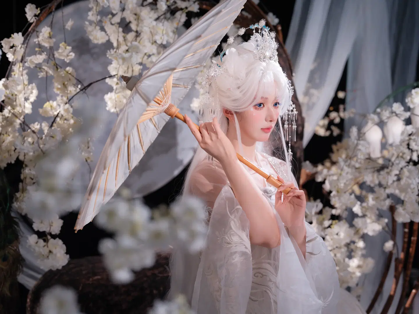 [Mahamayuri cosplay] Transforming into the white-feathered divine bird, capturing a spirited Ancient style photography session by 皮皮皮皮皮皮蛋 - Image 6