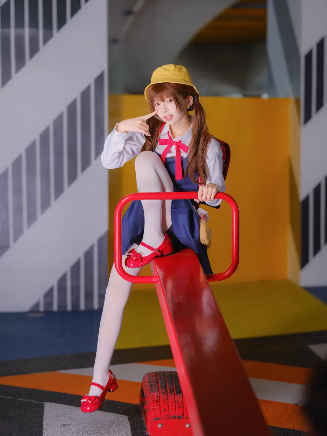 【时雨羽衣cos】黄帽双马尾与红书包的元气夏日记录 - 皮皮皮皮皮皮蛋 - 第6张