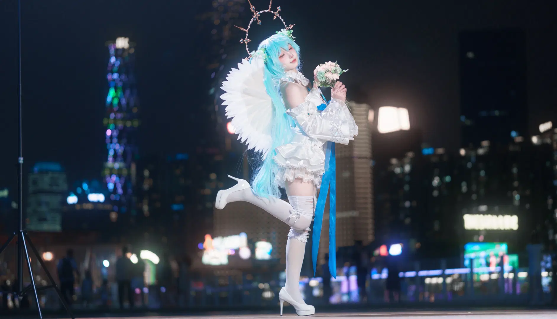 Hatsune Miku cosplay, Night view cosplay, Vocaloid, Stockings, Angel Miku
