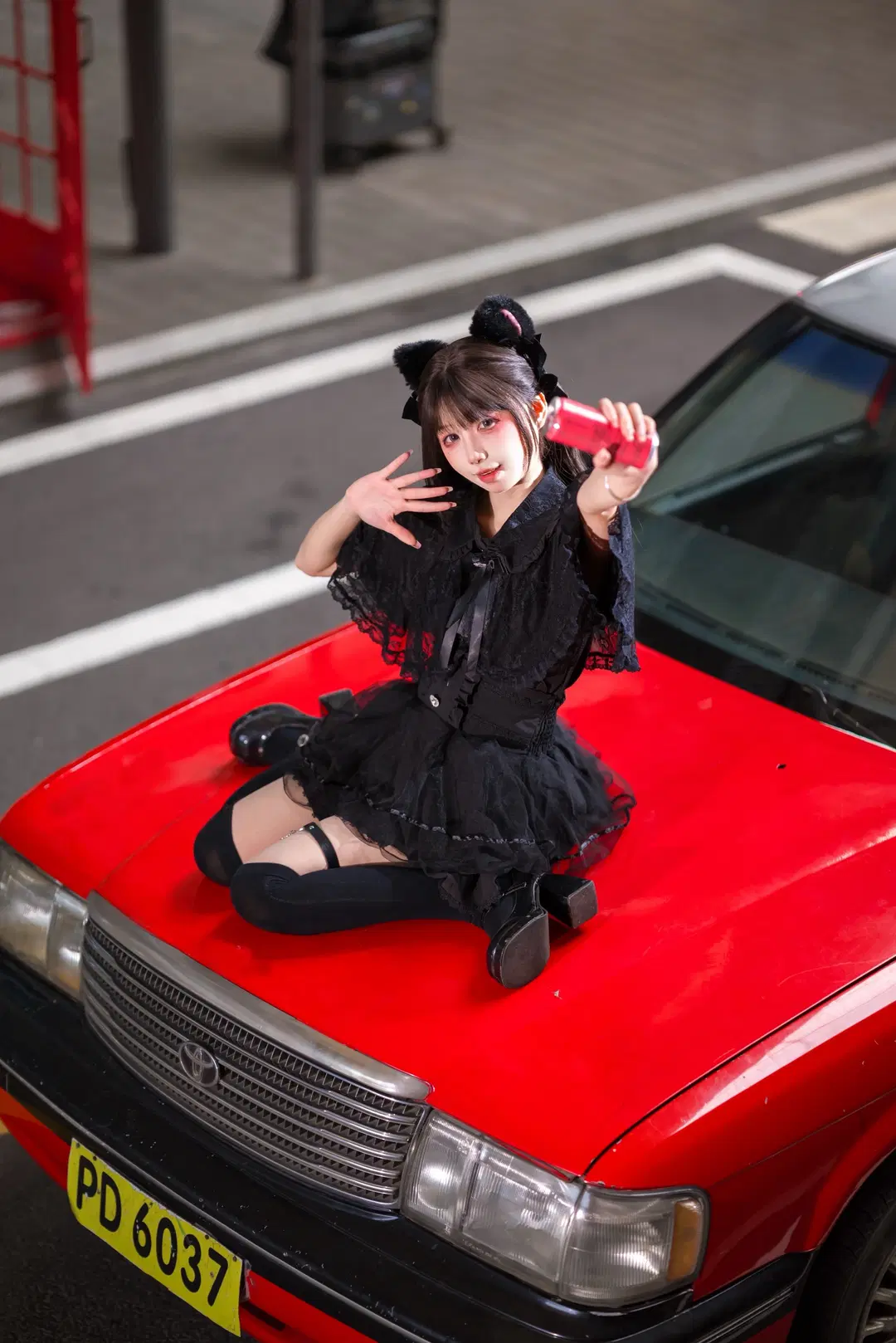地雷系×黒のオーバーニーソックス甘め女子のレトロ街角スイートポートレート撮影記録 - 云离饱饱 - 10枚目