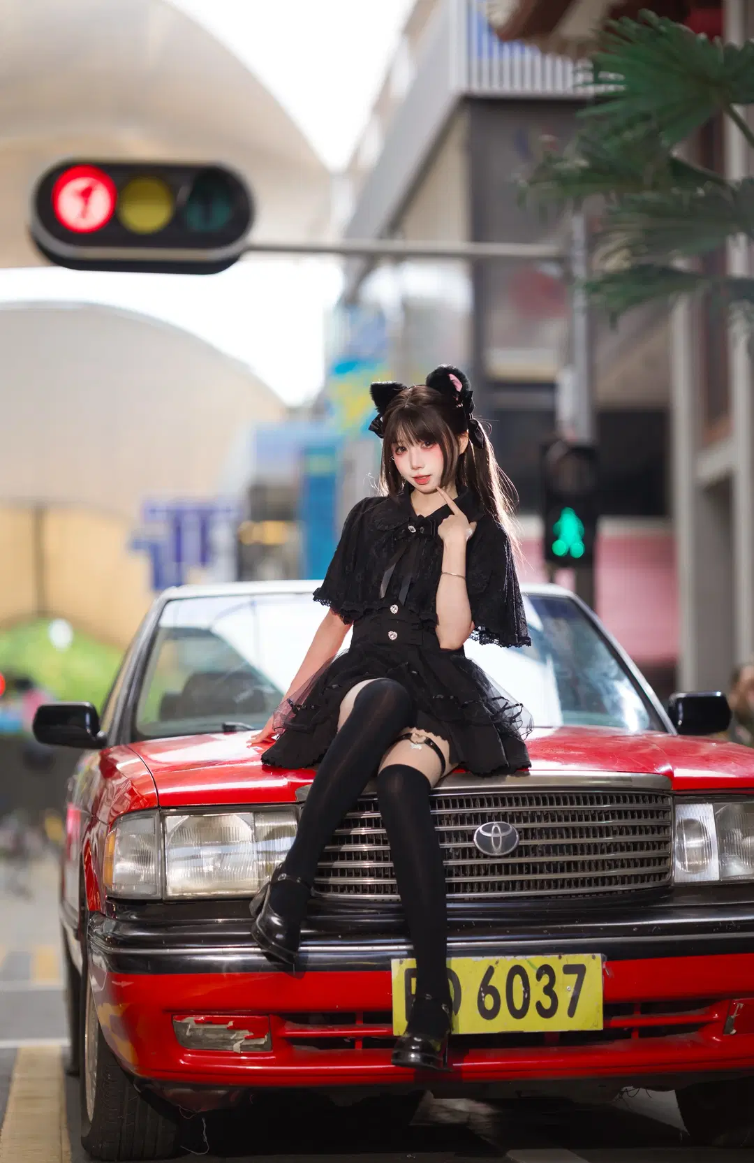 地雷系×黒のオーバーニーソックス甘め女子のレトロ街角スイートポートレート撮影記録 - 云离饱饱 - 7枚目