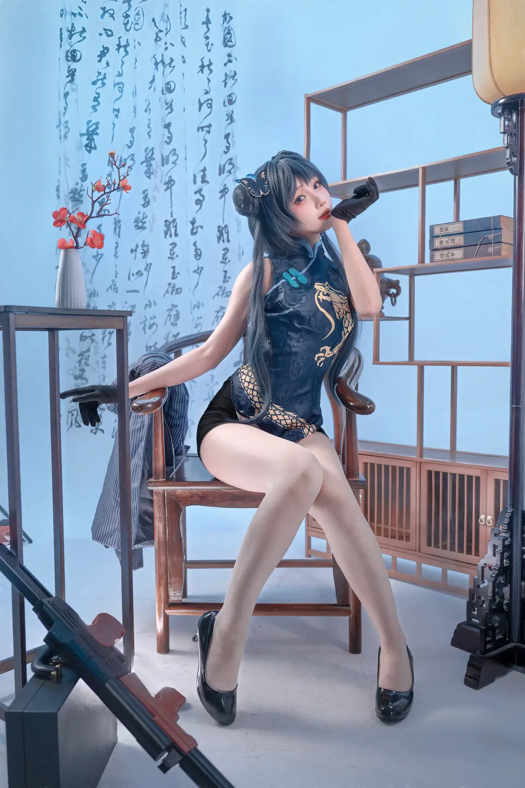 【キサキ コスプレ】ブルーアーカイブ 闇金チャイナドレスとヴィンテージ銃器の冷徹な衝突 - 云离饱饱 - 3枚目