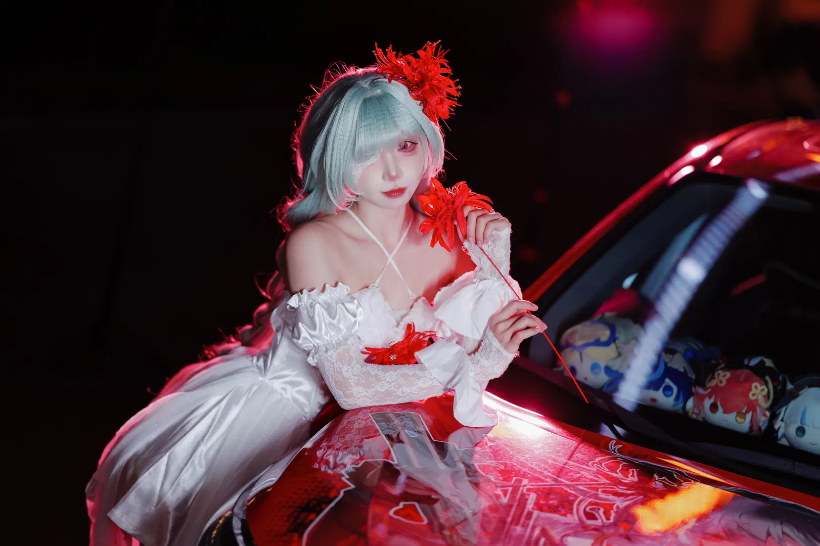 【フローヴァ コスプレ】『鳴潮』ダークエレガントな赤白ドレス、ホタルACGエキスポ夜のイベント写真 - 云离饱饱 - 7枚目