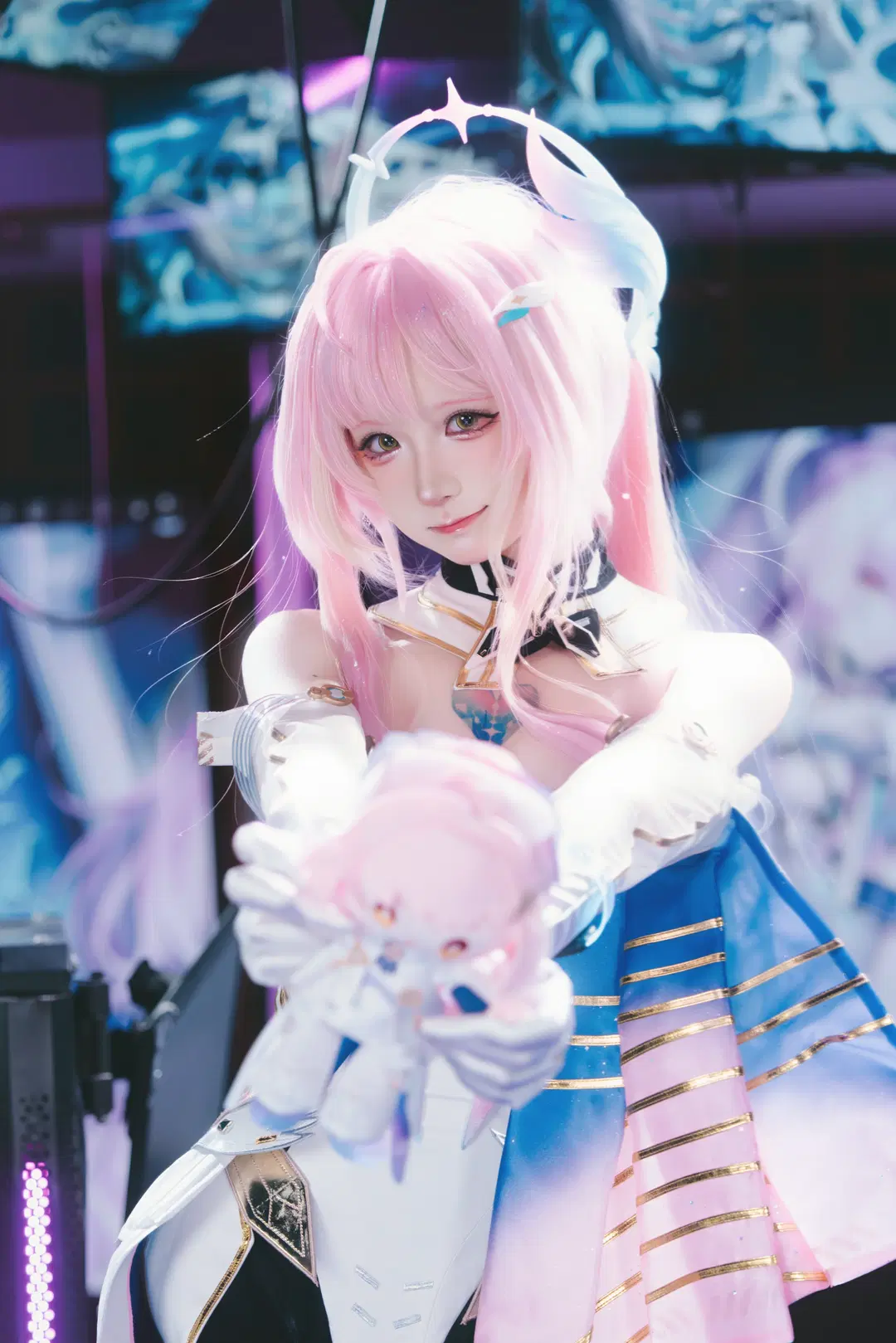 【爱弥斯cos】鸣潮科幻机娘风，光影中的救世之约 - X.Pu📷 - 第5张