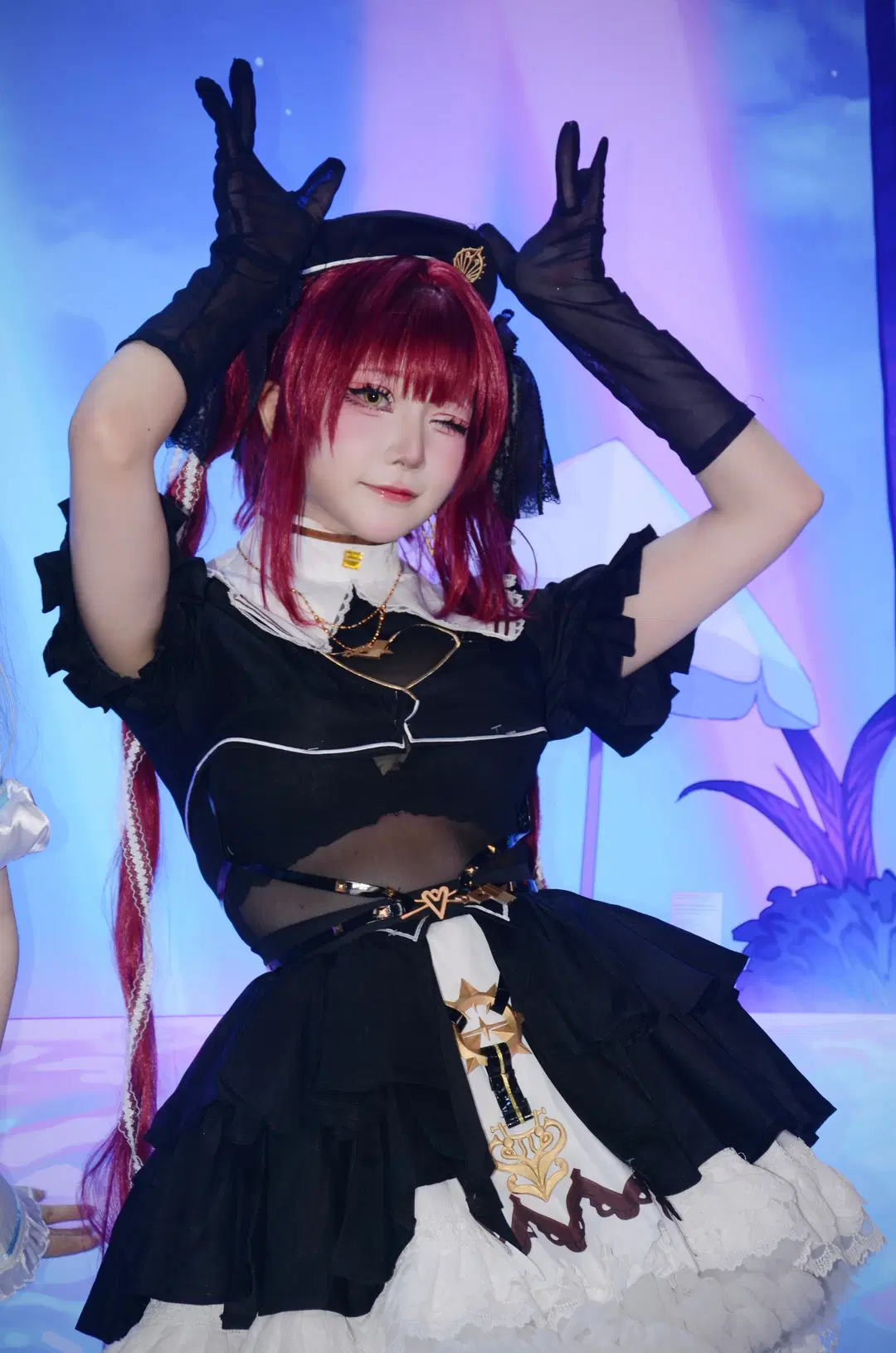 [Houshou Marine cosplay] Red-Haired Captain at BW2026: Detail-Packed Monochrome Dress