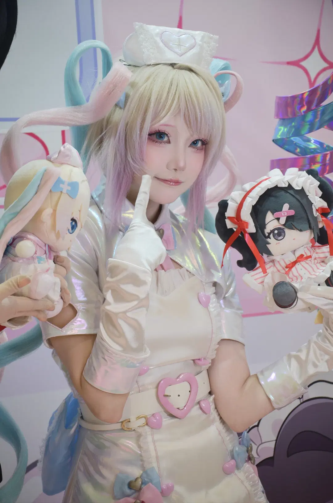 [KAngel cosplay] Checking in at the NEEDY GIRL OVERDOSE Pop-up Store: Holographic Nurse Outfit Loaded with Details by 北境不忘 - Image 6