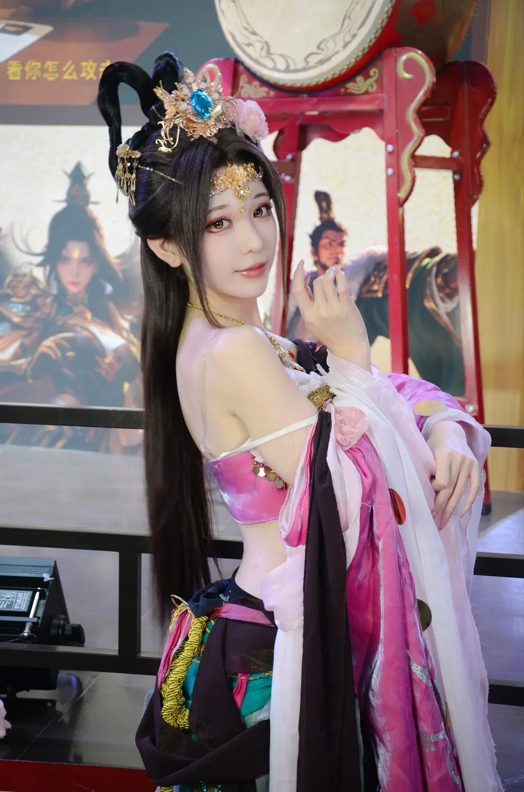 [Diaochan cosplay] Breathtaking Diaochan at the Legends of the Three Kingdoms Booth by 北境不忘 - Image 2