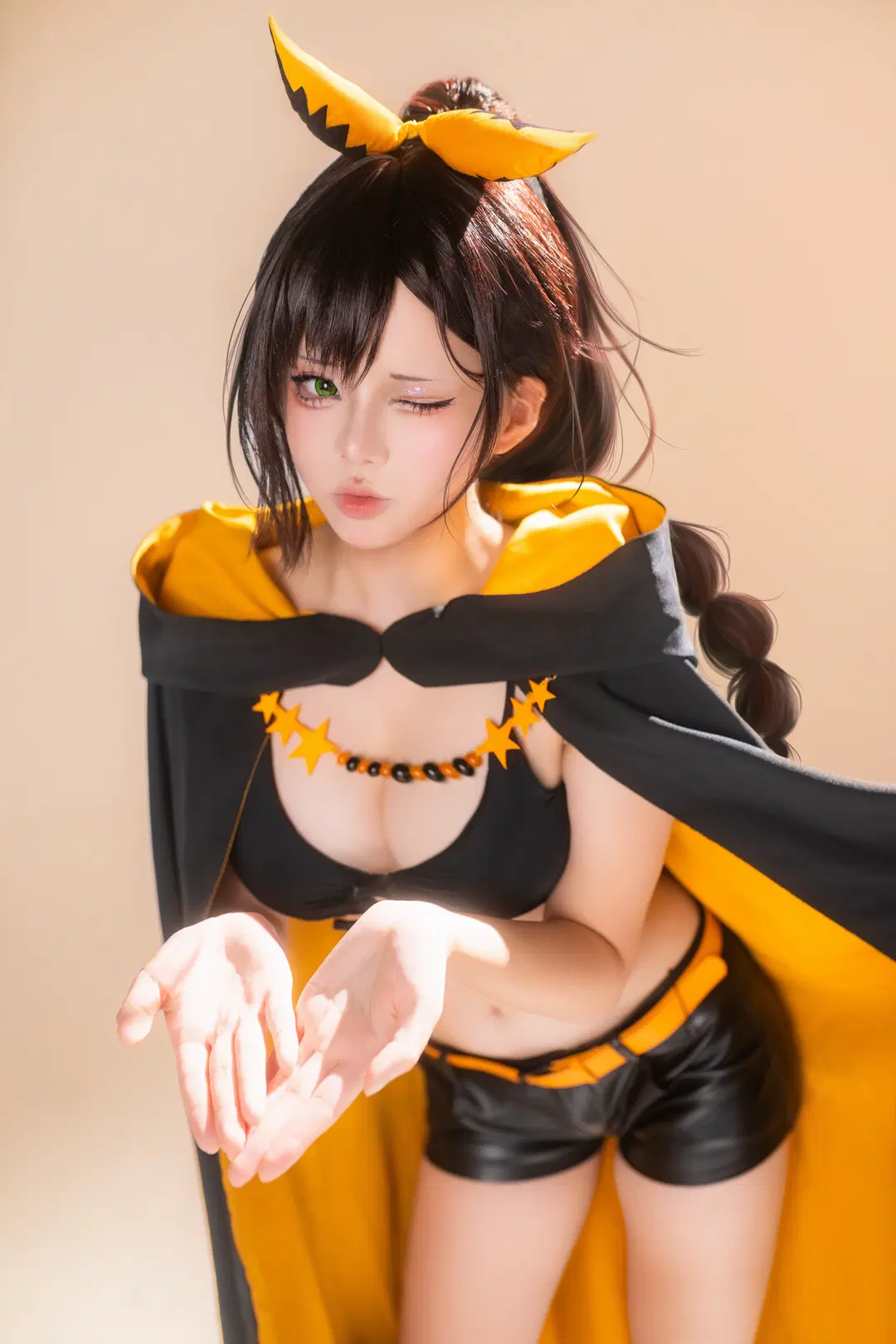 【夏乌拉cos】从零开始的异世界生活 黑色与亮黄的经典配色 - 静水 - 第4张