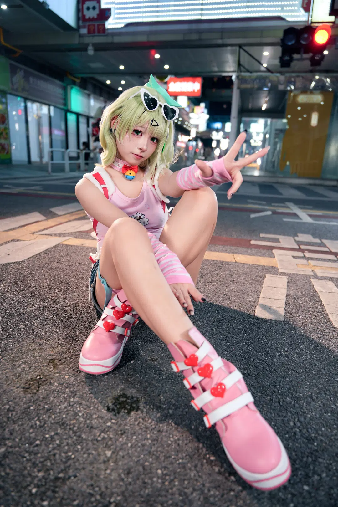 妄想天使, 千夏cos, 夜景街拍, 粉色系cos, 千夏小背心