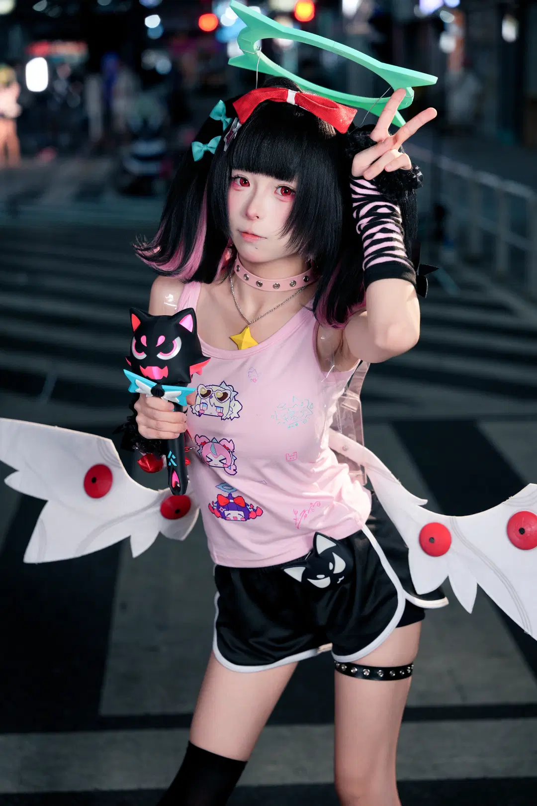 【南宫羽cos】绝区零街头穿搭，粉色小背心暗黑与甜美混搭 - 暴食水獭 - 第5张
