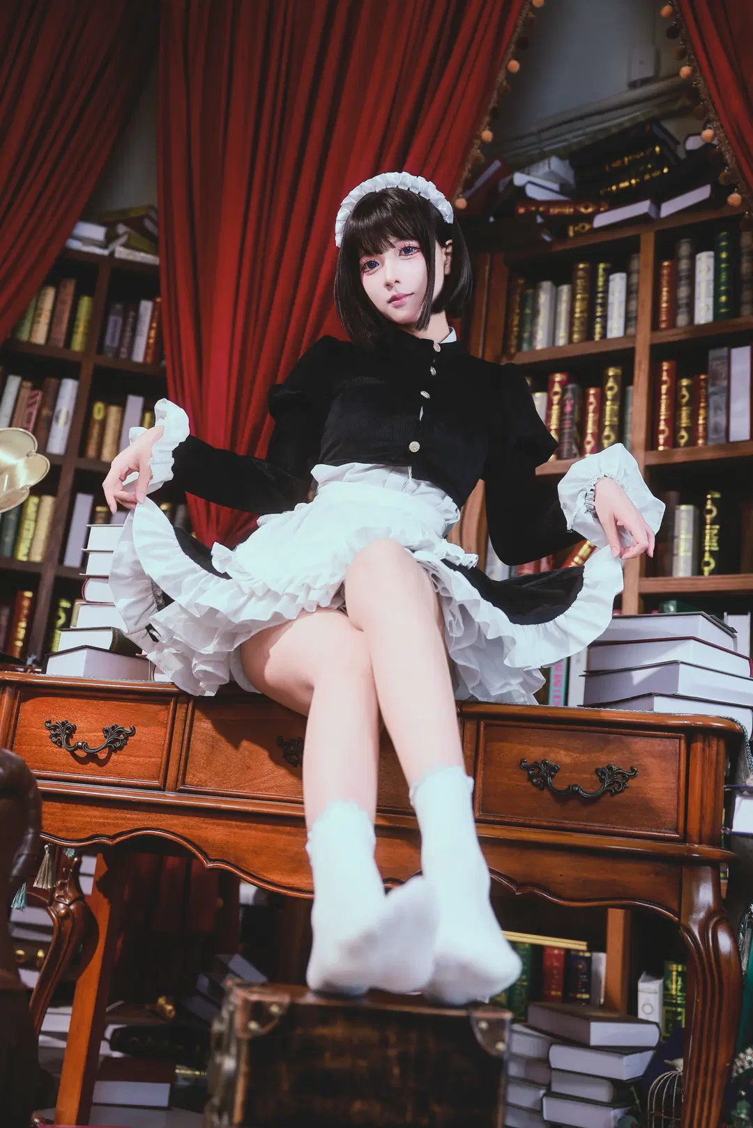 Maid outfit, Tsubaki Rurikawa cosplay, White socks, Maid Education: The Fallen Noble Daughter Tsubaki Rurikawa, Look of disdain