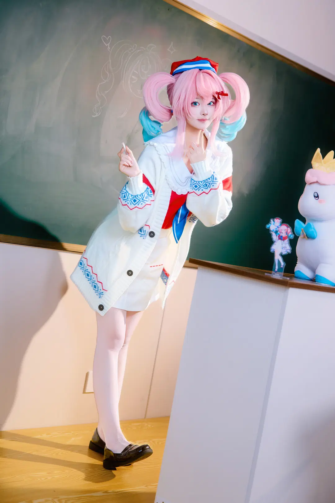 【风堇cos】崩坏星穹铁道教室里的甜系学妹 - 虹白白 - 第3张