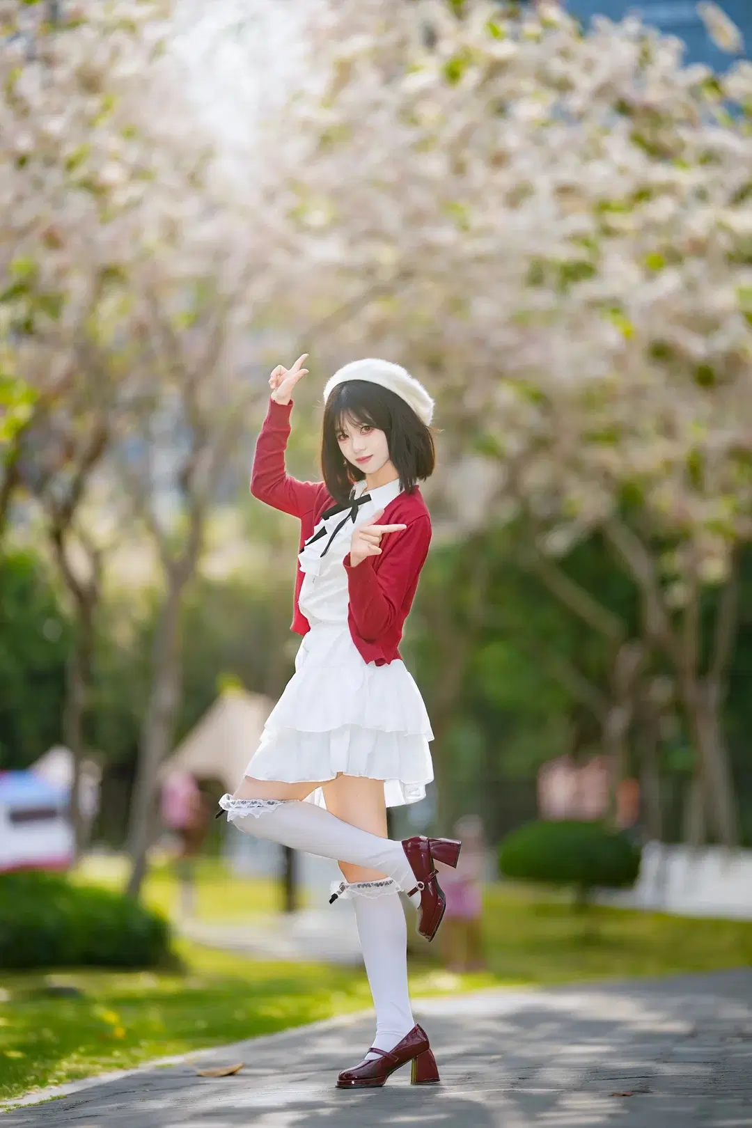 【加藤恵コスプレ】『冴えない彼女の育てかた』春の花畑に佇む聖人恵 - 新_ - 9枚目