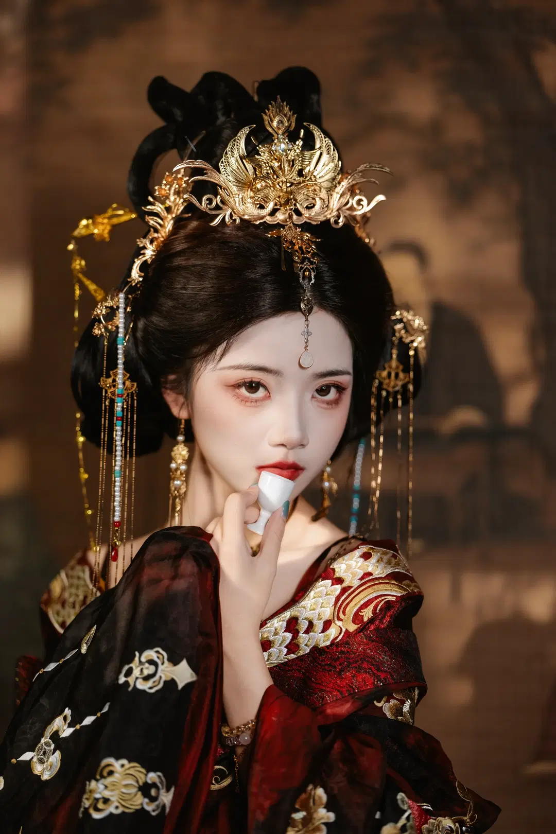 红黑金古风造型，仗剑提笔体验女帝的日常 - 新_ - 第13张