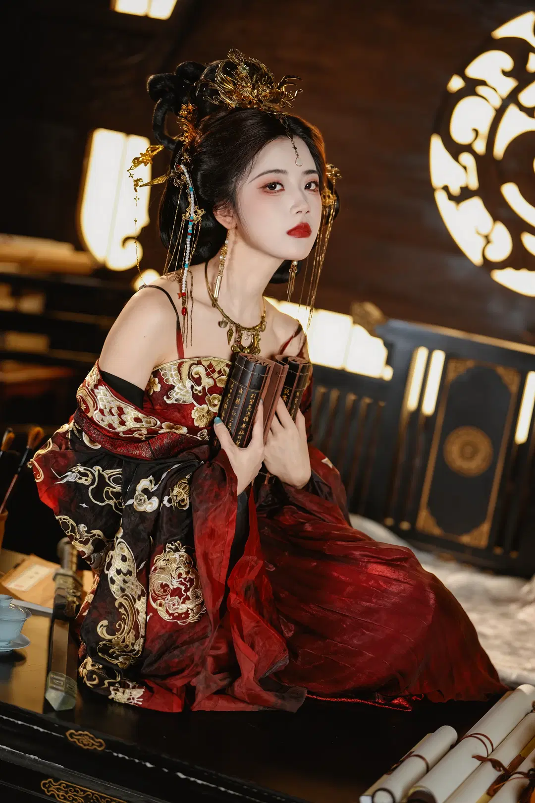 红黑金古风造型，仗剑提笔体验女帝的日常 - 新_ - 第14张