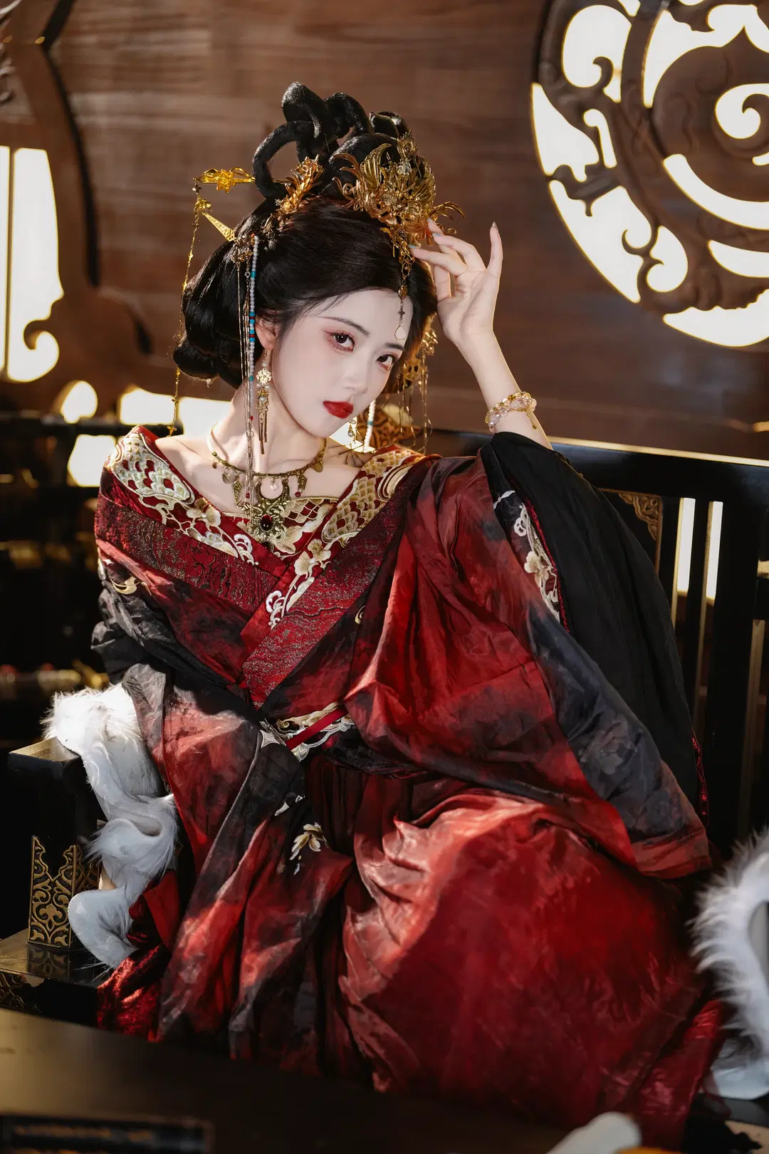 红黑金古风造型，仗剑提笔体验女帝的日常 - 新_ - 第15张