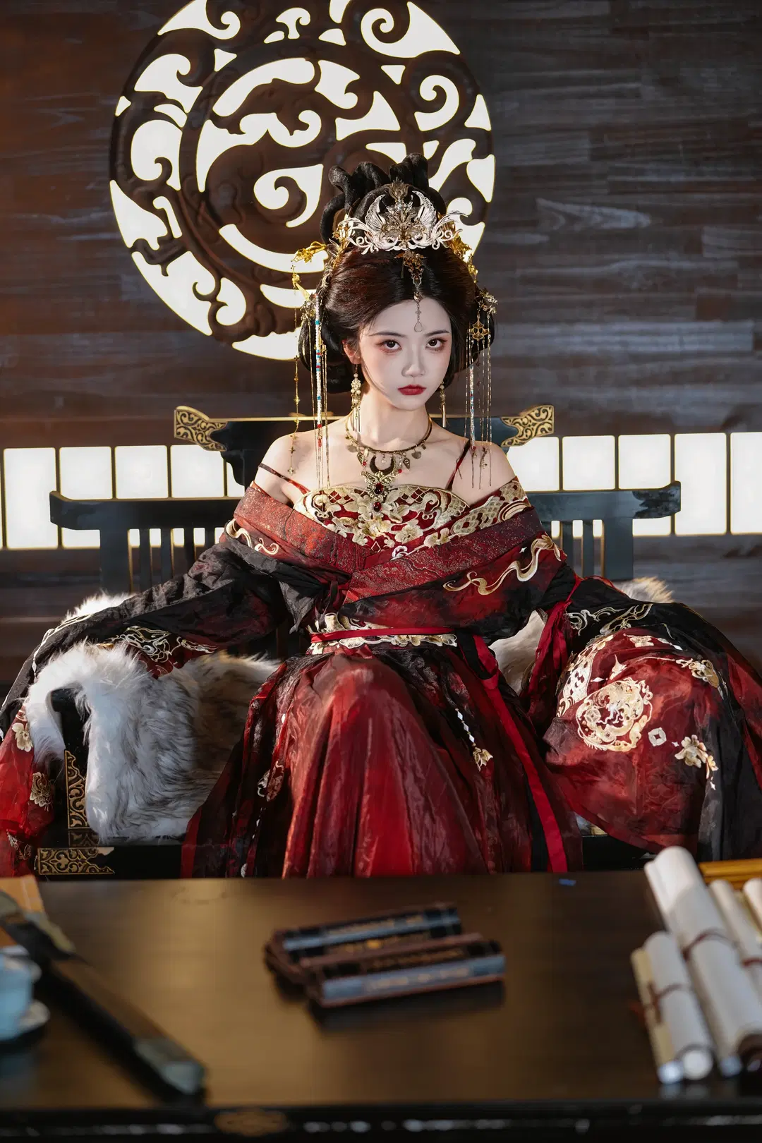 红黑金古风造型，仗剑提笔体验女帝的日常 - 新_ - 第16张