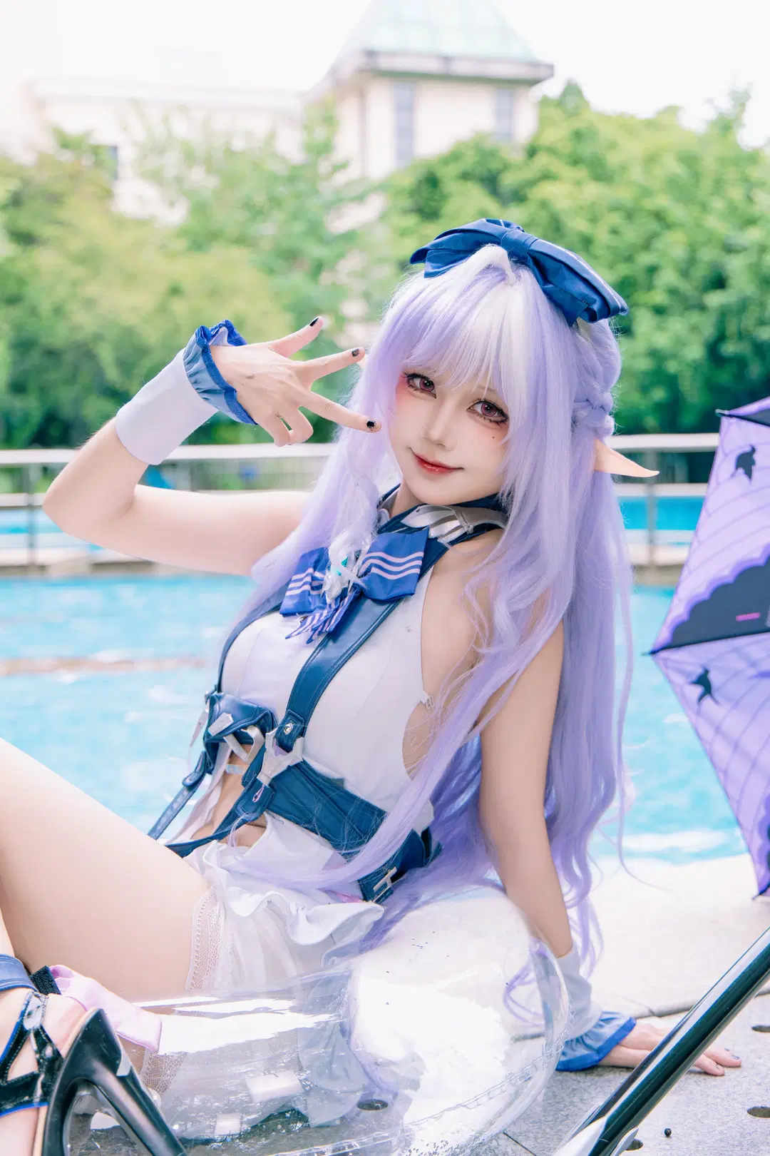 [Vivian cosplay] Zenless Zone Zero's Iris Poolside, Capturing Summer Coolness by 音饭饭 - Image 3