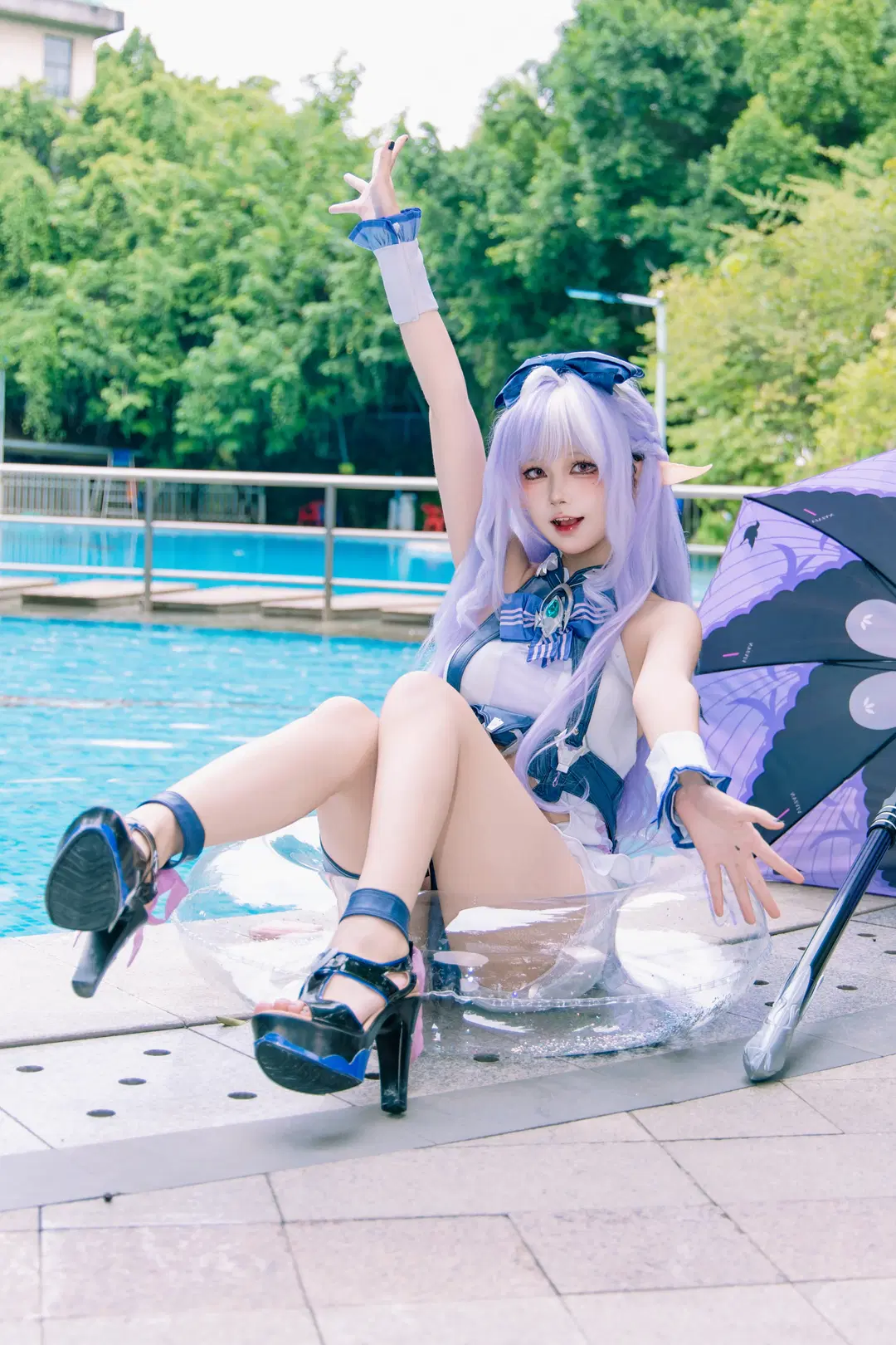 [Vivian cosplay] Zenless Zone Zero's Iris Poolside, Capturing Summer Coolness by 音饭饭 - Image 4