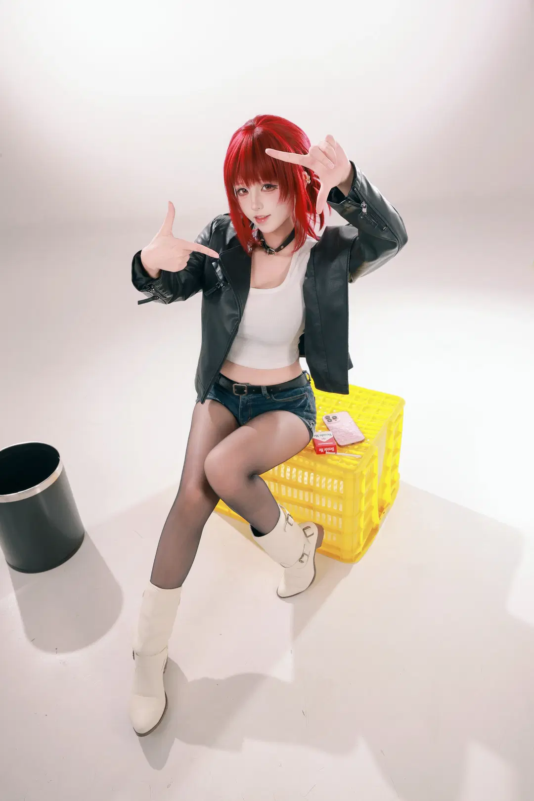【山田cos】白棚光影下的超市后门吸烟日常 - 音饭饭 - 第5张