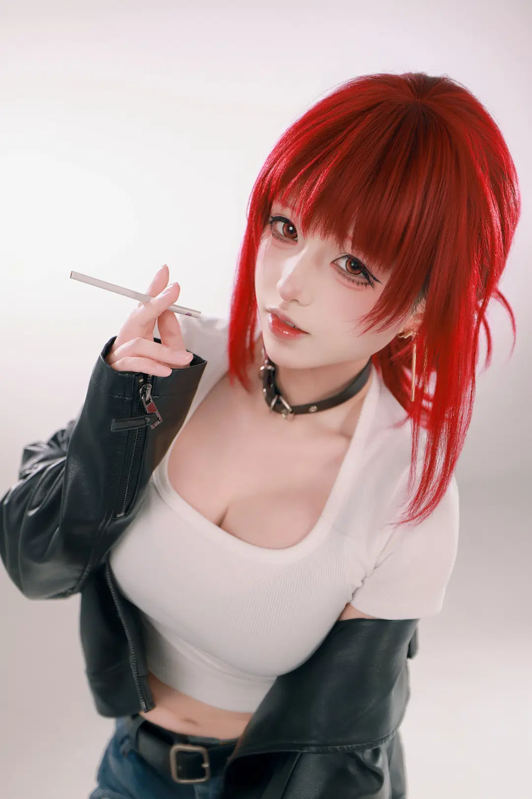 【山田cos】白棚光影下的超市后门吸烟日常