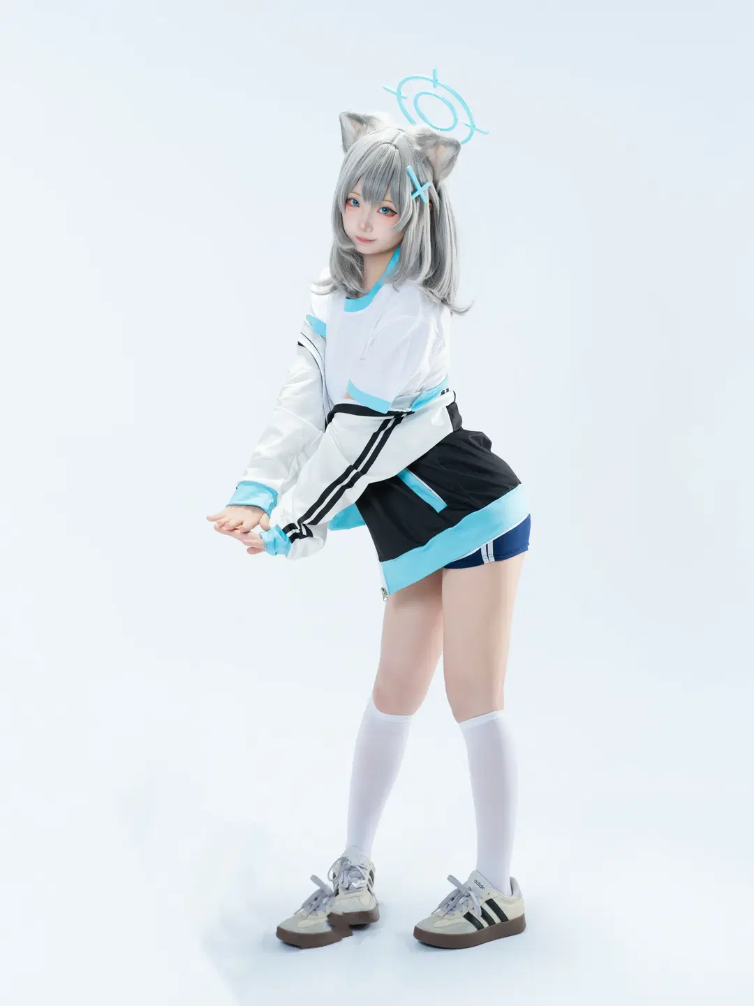【砂狼白子cos】蔚蓝档案体操服棚拍分享 - 沈诗若 - 第8张