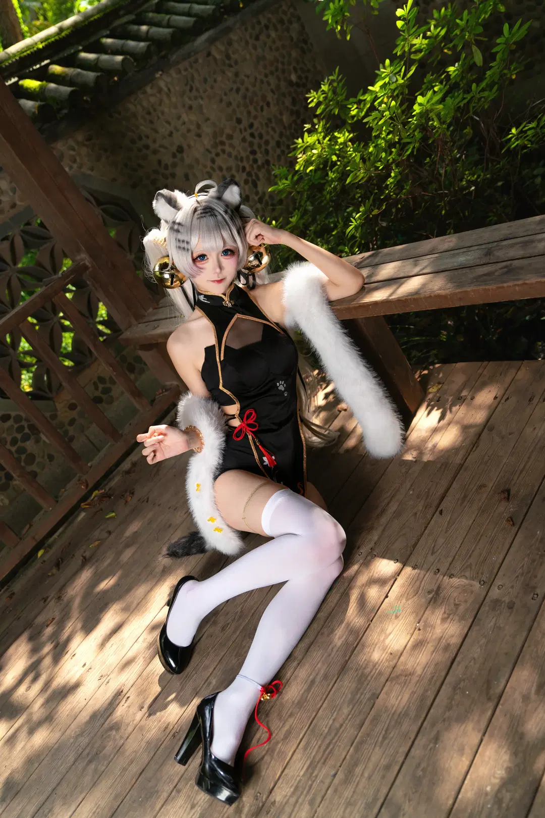 【白虎娘cos】园林外拍，小老虎的俏皮与轻熟 - 小时汤泡饭 - 第4张