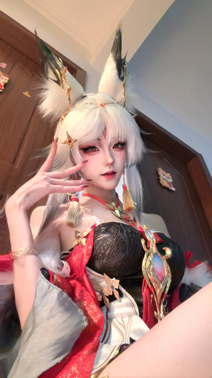 鸣潮, 心月狐cos