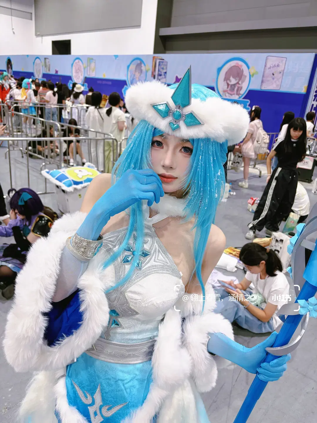 【王昭君cos】王者荣耀本命英雄的冰雪降临 - 翎上春雪，涵情之渊 - 第12张
