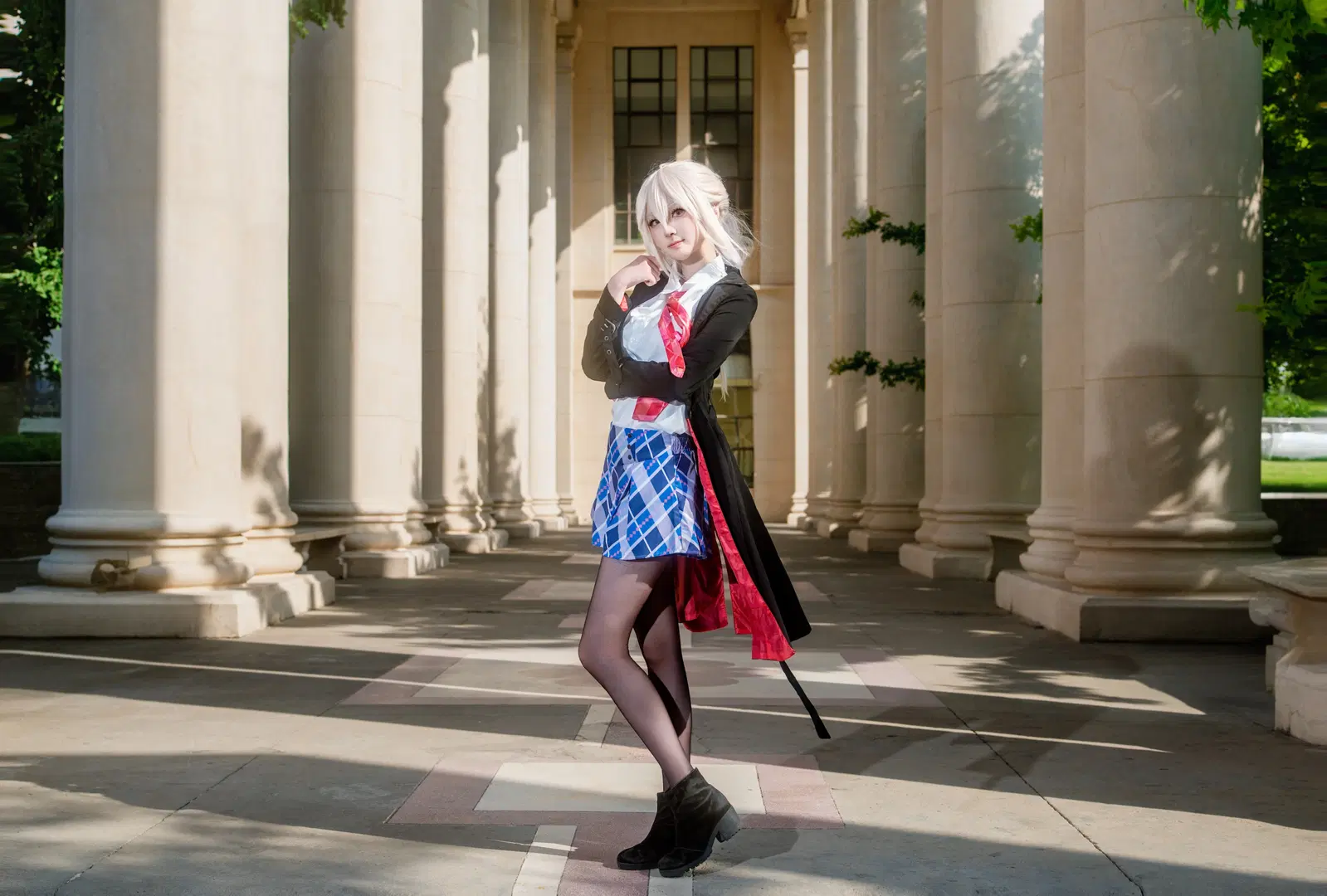 【アルトリア コスプレ】Fate/Grand Order 黒Saber英霊旅装とファストフード小道具の奇妙な出会い - 音吾音吾音 - 5枚目
