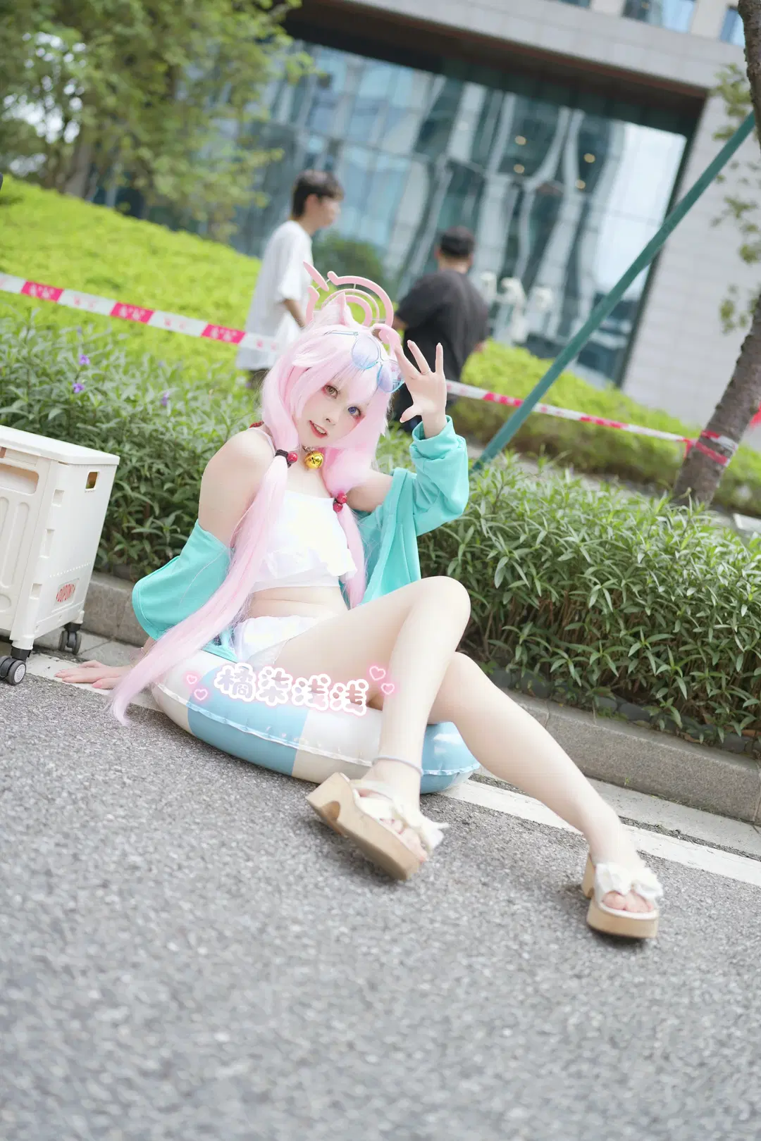 【小鳥遊ホシノ コスプレ】ブルーアーカイブ 水着ホシノ CICFアニメコンベンションの写真共有 - 橘柒浅浅 - 2枚目