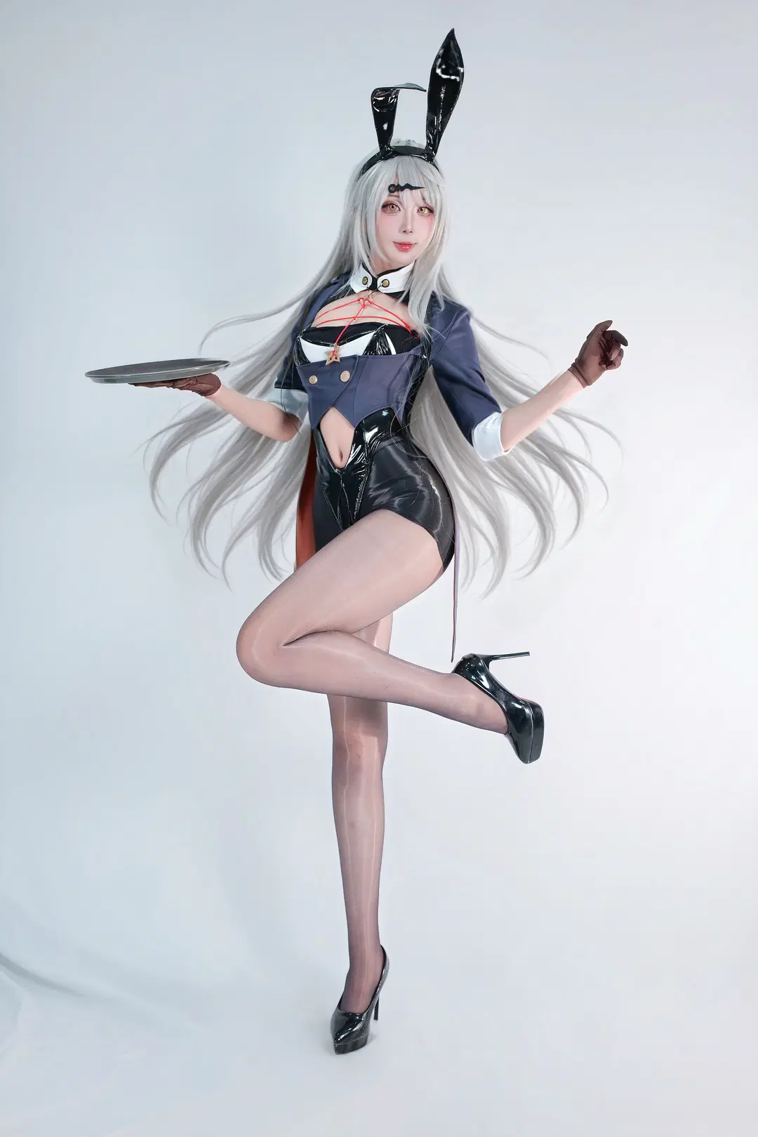 仪玄兔女郎cos 漫展返图这套制服设计真的很特别 - 酷bear🐻 - 第2张