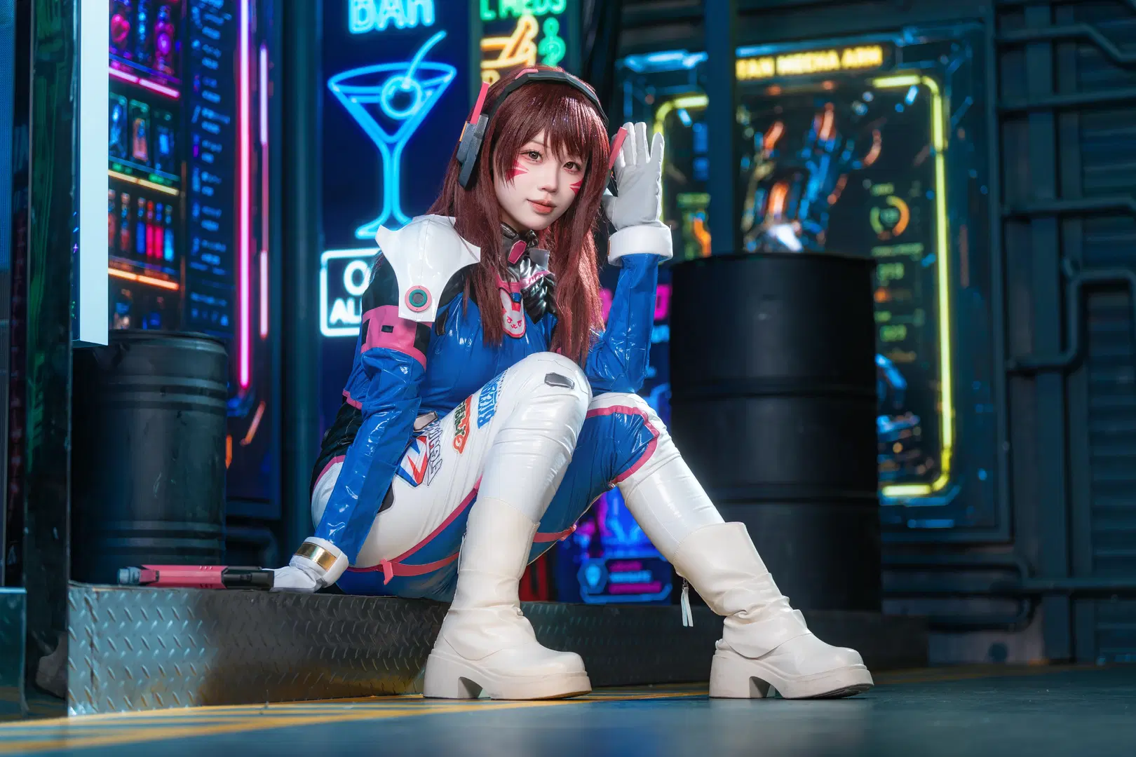 【D.Va cos】守望先锋霓虹赛博朋克，紧身战衣再现战场精灵 - 老塞Liquidboom - 第7张