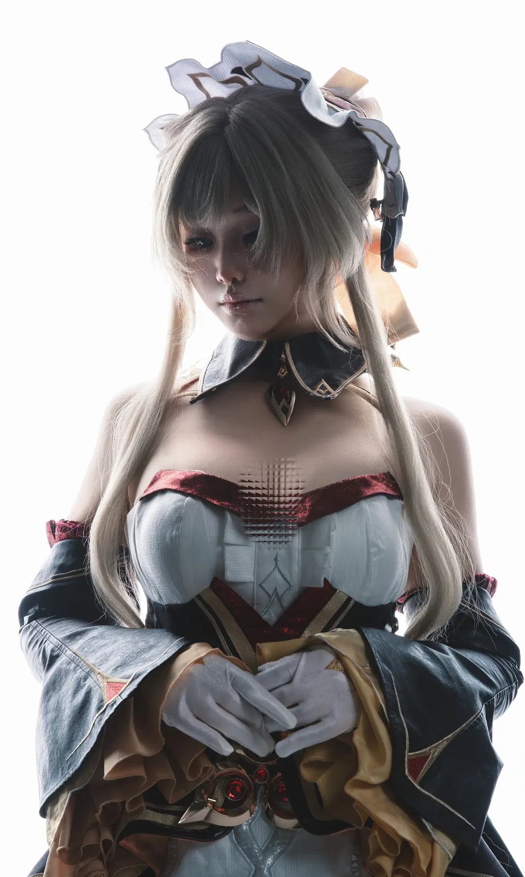 【サンドローネ コスプレ】白ホリ撮影の光と影に宿る人形のコスプレポーズの参考記録 - Bearsan - 2枚目
