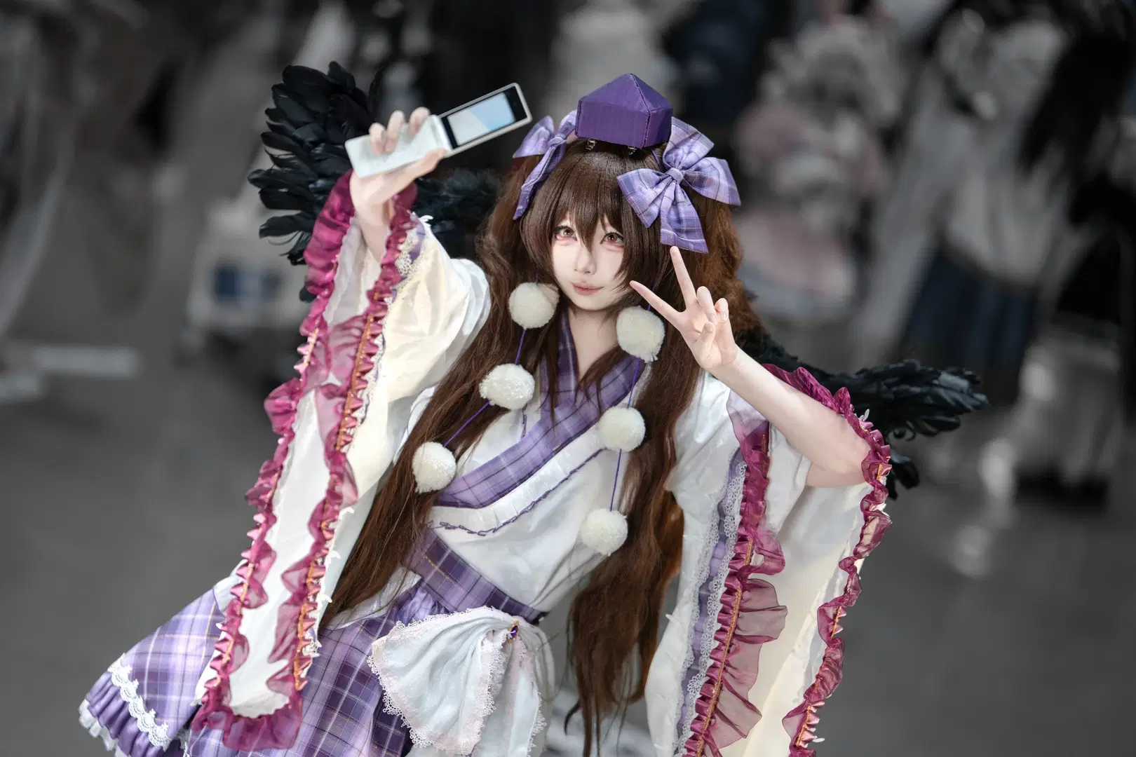 [Hatate Himekaidou cosplay] Touhou Project Comic Convention Hall Photos: Pretending to Take a Selfie