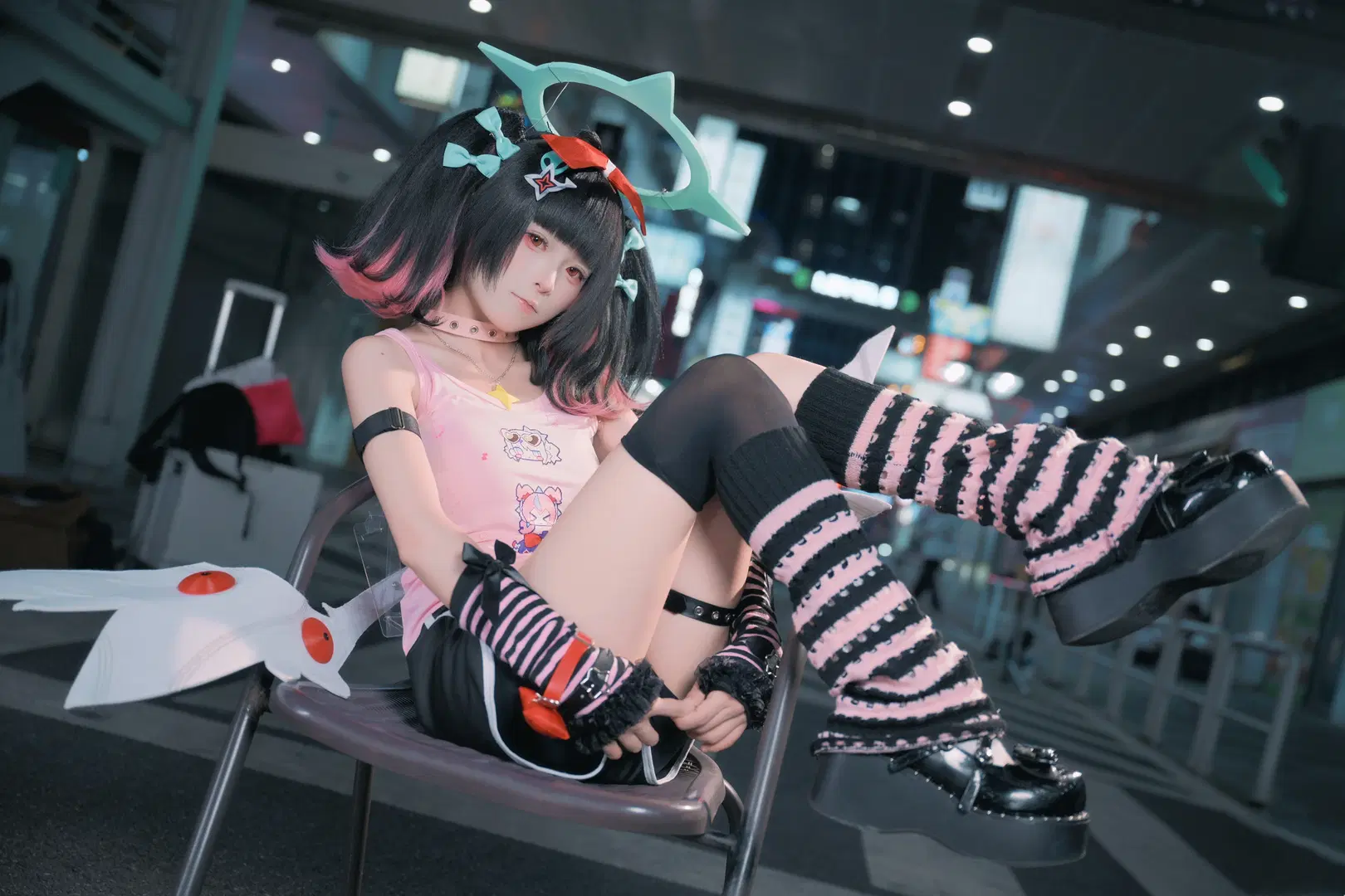 绝区零, 二次元cosplay, 南宫羽cos, 丝袜cos, 夜拍穿搭