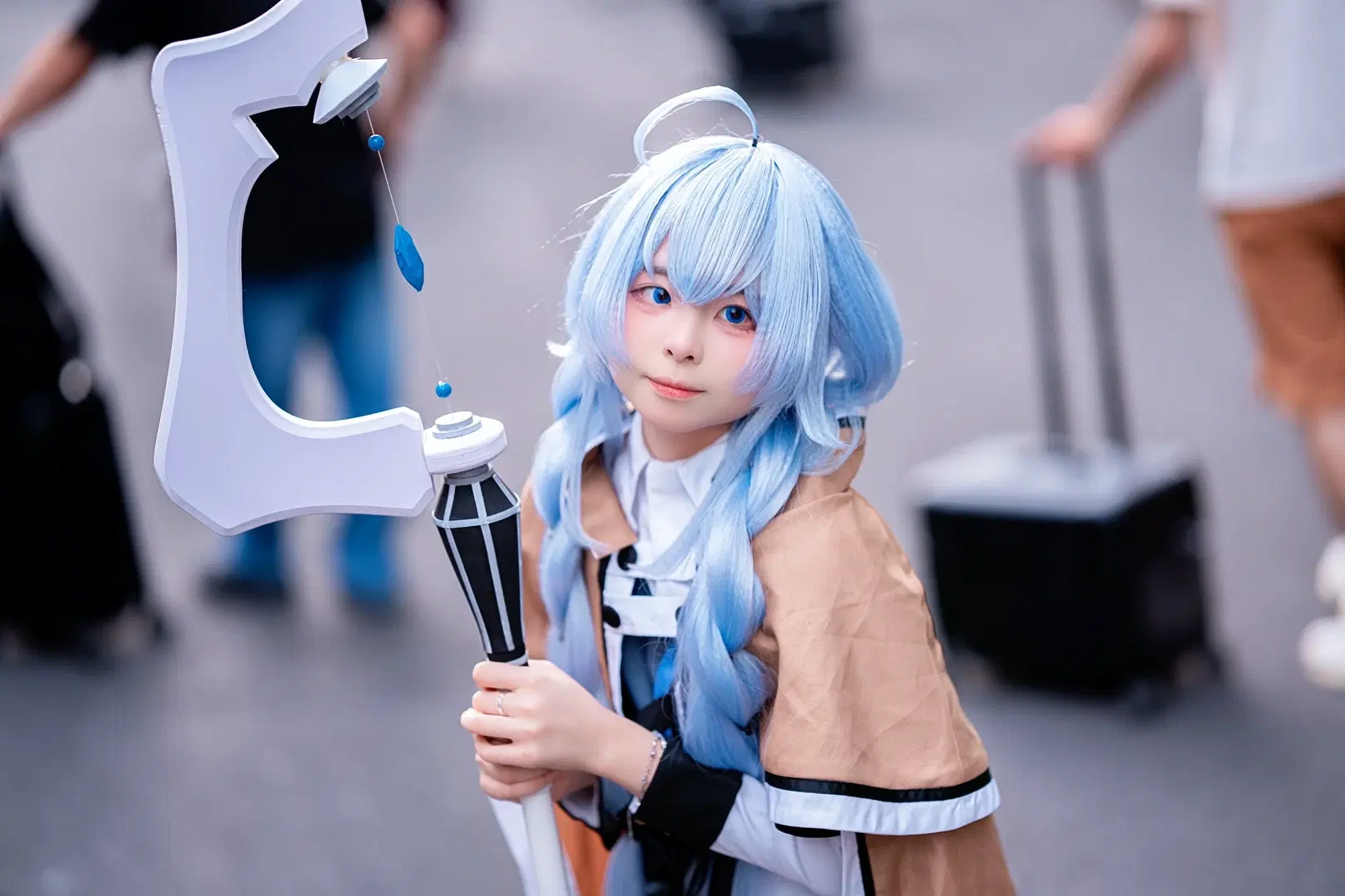 【洛琪希cos】无职转生里的蓝发魔法师，今天也在认真营业 - 炭烤纤纤子qvq - 第2张