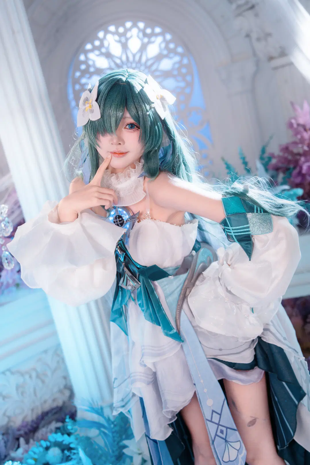 【沃雅妮莎cos】原神梦幻宫廷风，绿发白裙的灵动呈现 - 猫科狐狸米缸（痴呆版） - 第7张