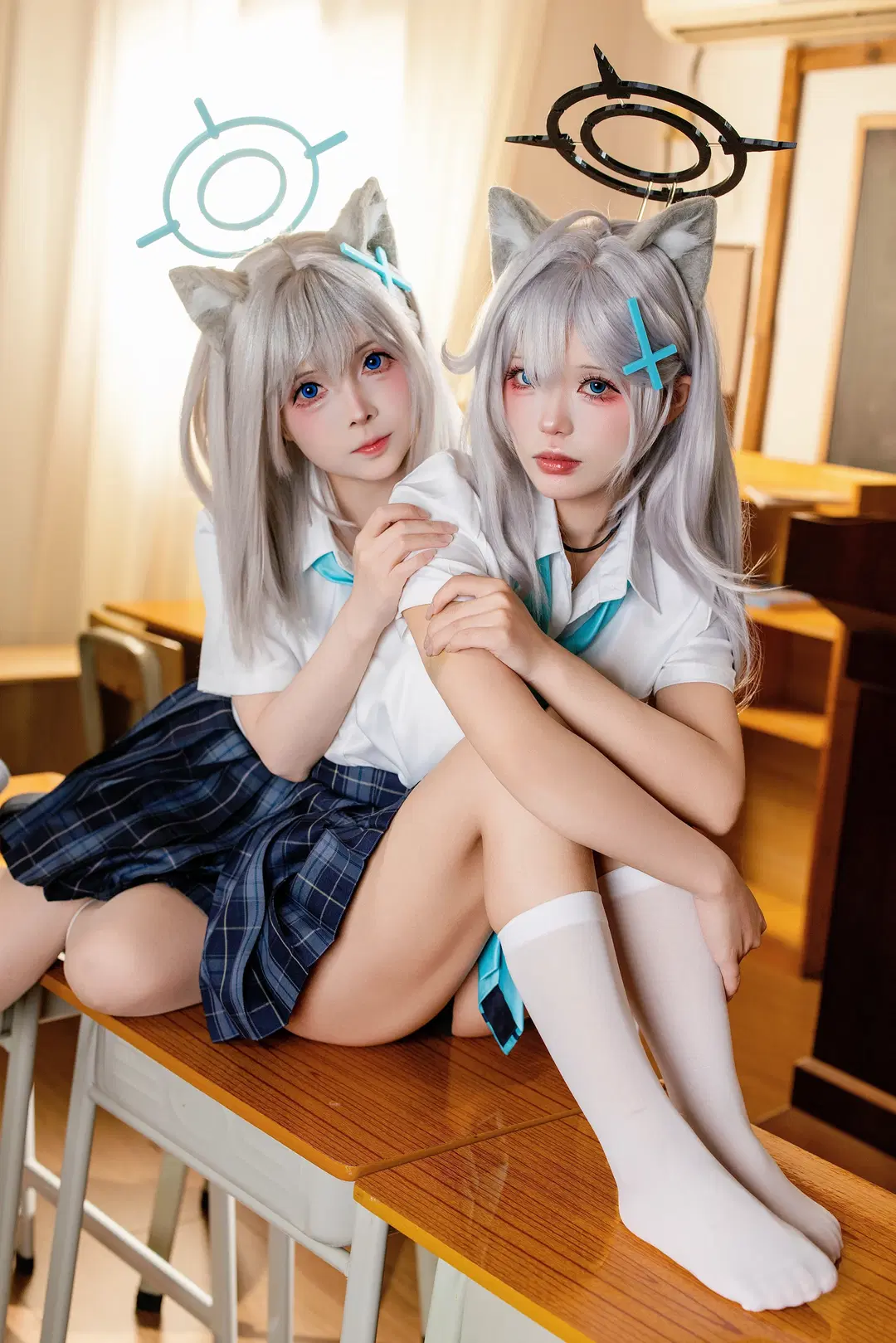 Blue Archive, Shiroko Sunaookami Cosplay, Classroom cosplay, White stockings, Shiroko Terror