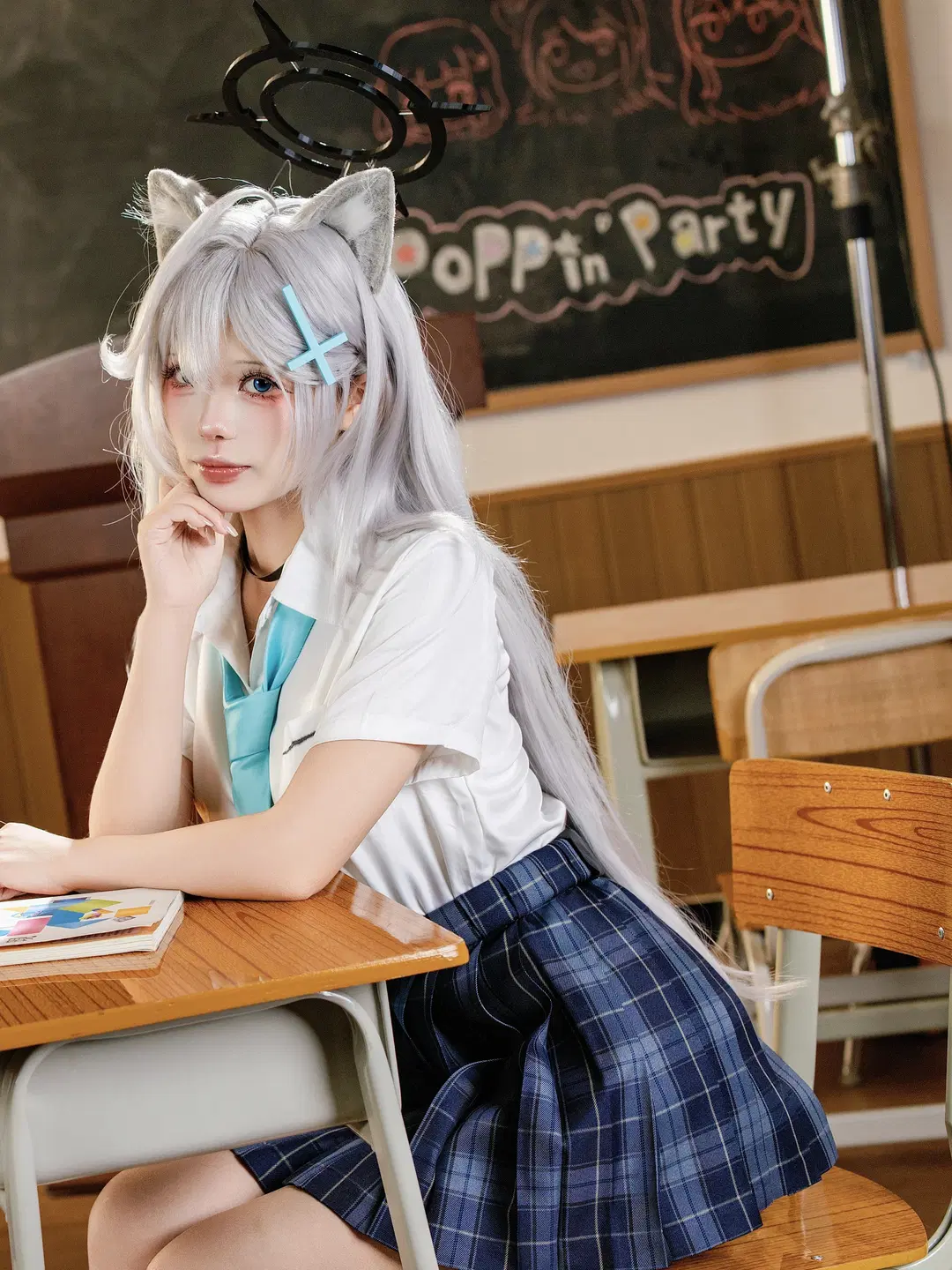 『ブルーアーカイブ』砂狼シロコ コスプレ＆シロコ＊テラー、教室の双生白狼 - 梦羽 - 4枚目