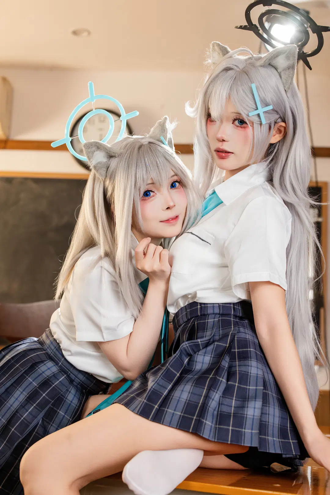 【砂狼黑子cos】碧蓝档案双人制服，白子与黑子的教室日常 - 梦羽（胆子肥嘟嘟的） - 第2张