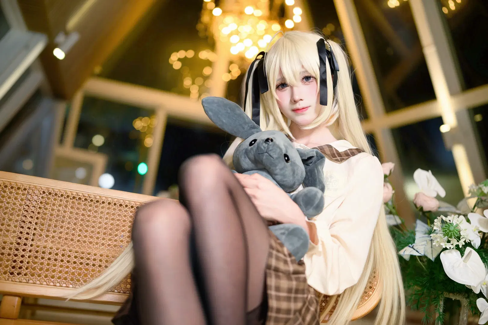 【穹妹cos】白毛雙馬尾與黑絲的秋日限定 - 配角一奈 - 第2張