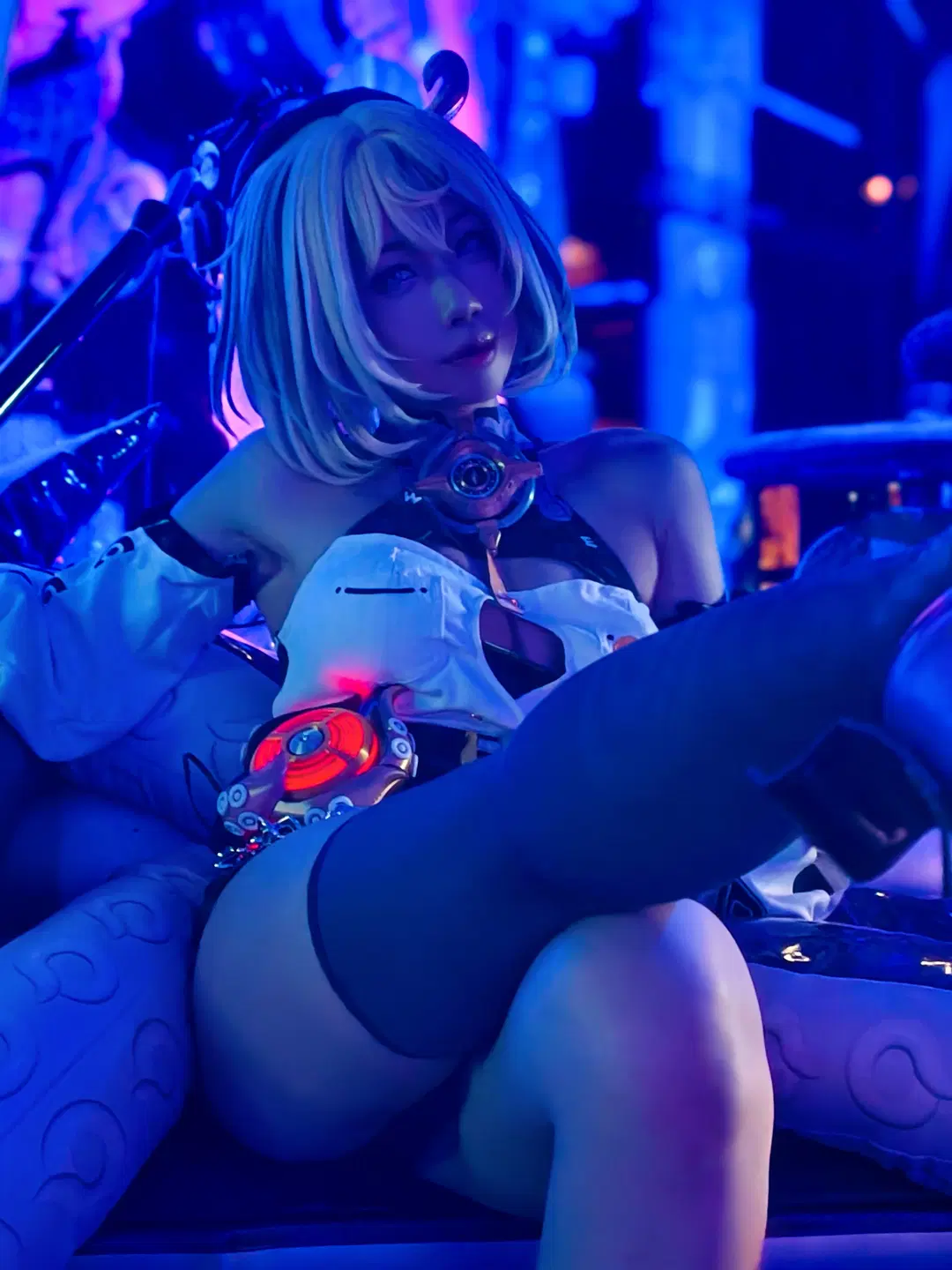 【伊德海莉cos】带你探索十鼓的魔法场景
