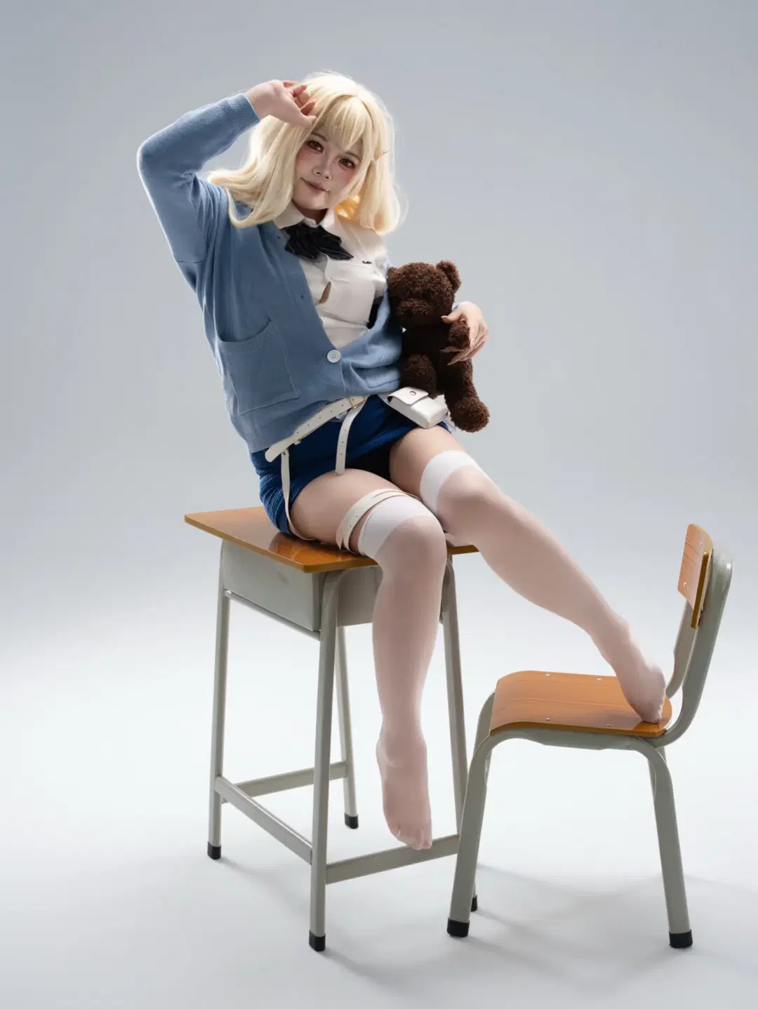 [Tia cosplay] Goddess of Victory: Nikke White Studio Shoot: Curvy Girl's JK Uniform Look by 喵喵子kiki - Image 2