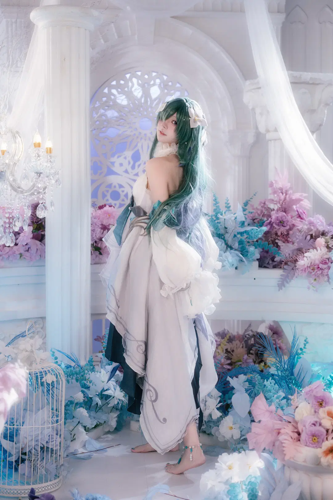 [Vodyanitsa cos] Genshin Impact Snezhnaya: A Dreamlike Tryst in a Sea of Blossoms by 瑪萨卡卡卡 - Image 4