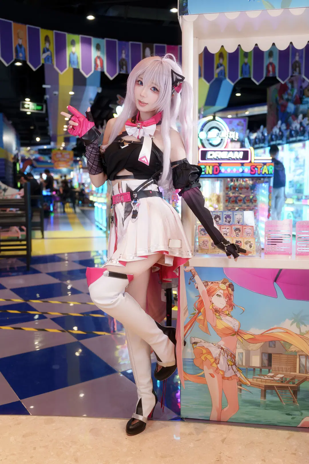 白丝, 卡拉彼丘, 香奈美cos