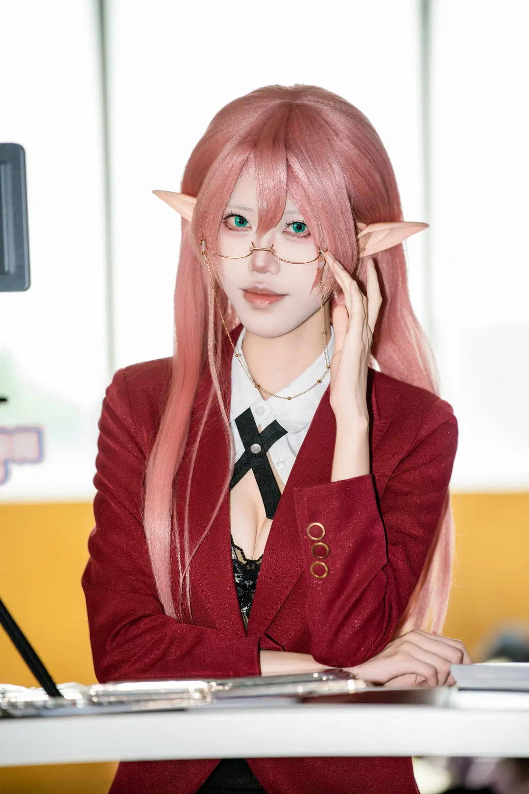 精灵耳cos, 魔法少女cos, 粉发cos, 职场风cos, 性感cos